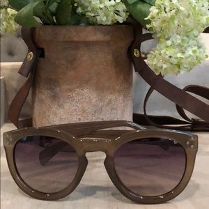 Loft Round Sunglasses in Gray 100% UV Protection